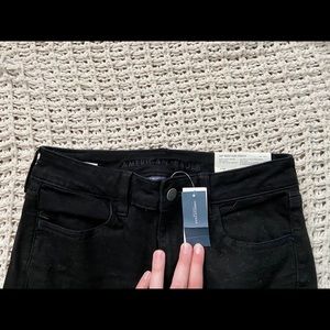 high waisted black American eagle jeans